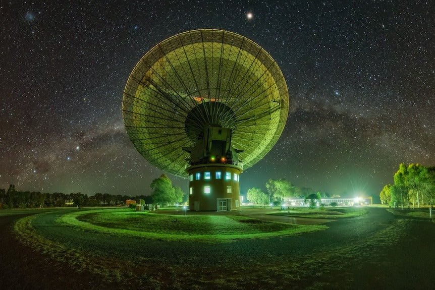 Gravitational Waves spreading across the Universe - The Binocular and Telescope Shop