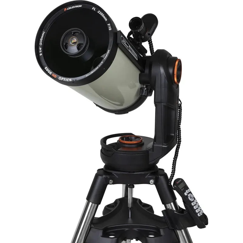 EdgeHD corrector plate and Evolution single-fork mount detail