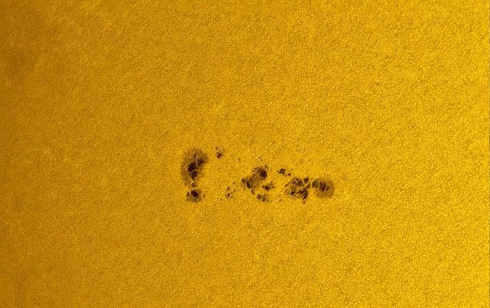 Thousand Oaks Threaded Camera Filter 77mm - The Binocular and Telescope Shop